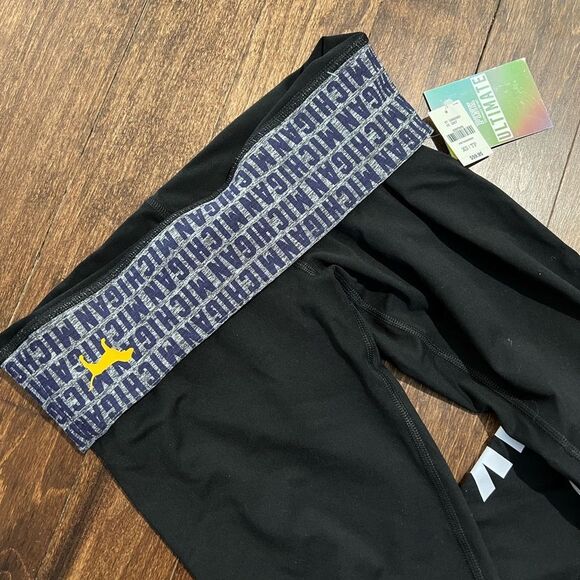 Athletic Leggings - Picture 3 of 3